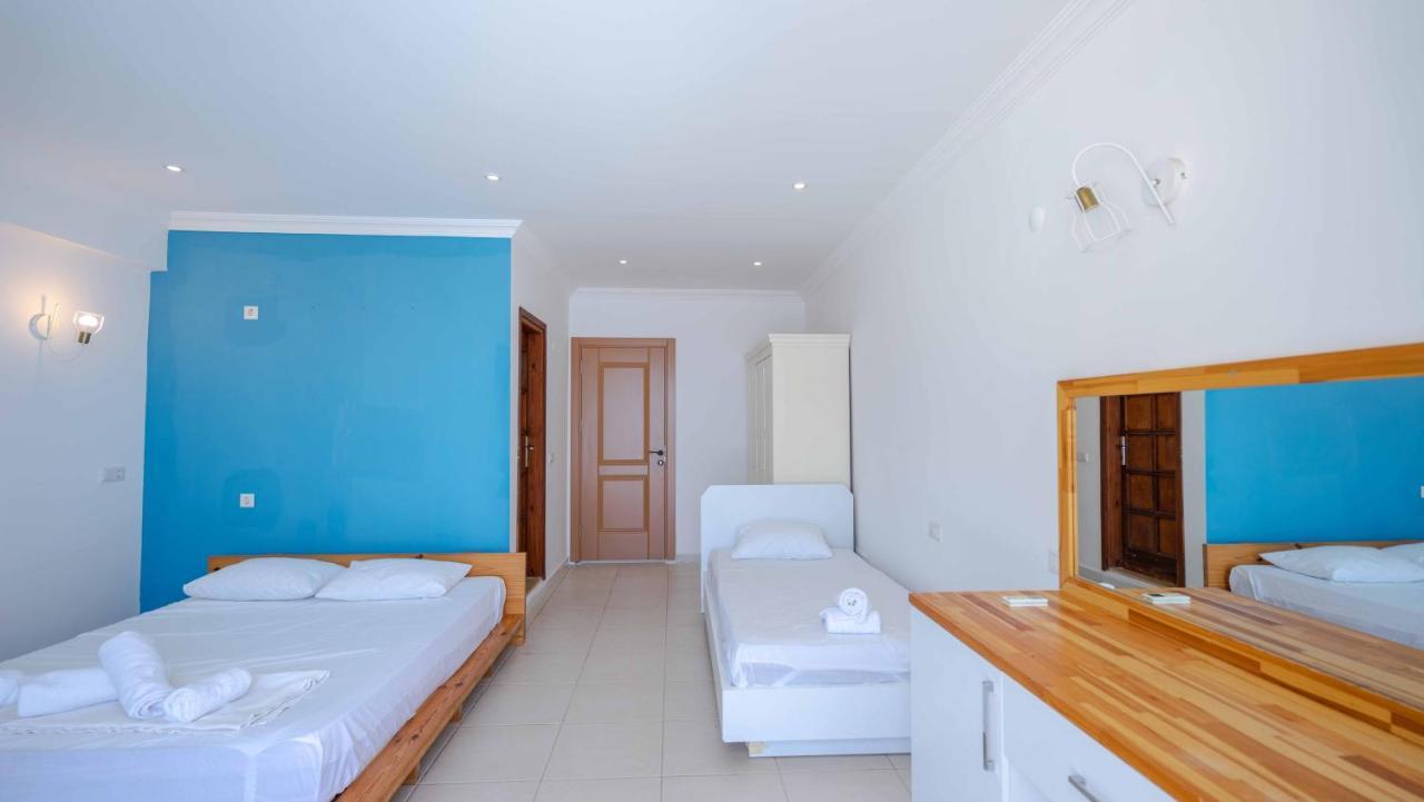 Sole'N Blu Hostel Kas Bagian luar foto