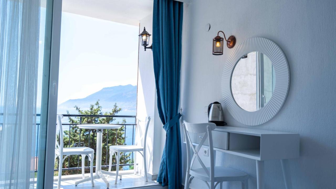 Sole'N Blu Hostel Kas Bagian luar foto