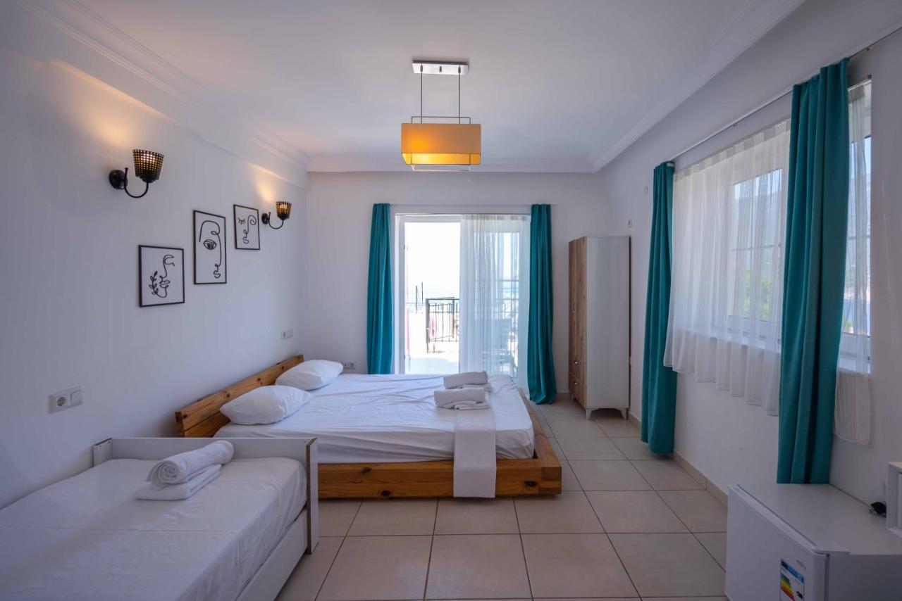 Sole'N Blu Hostel Kas Bagian luar foto