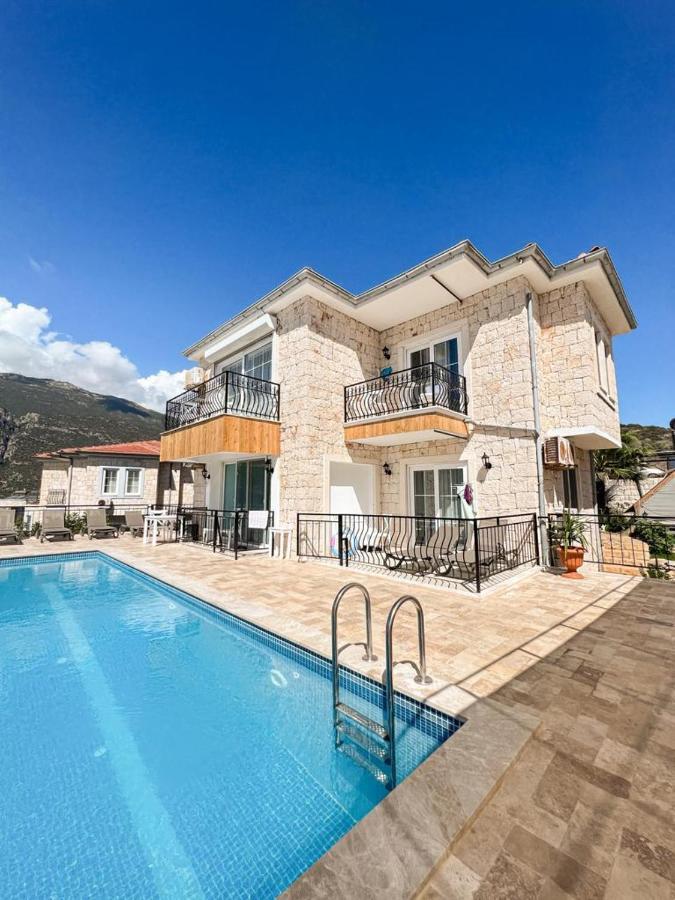 Sole'N Blu Hostel Kas Bagian luar foto
