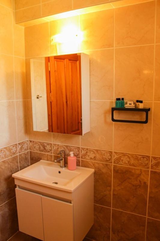 Sole'N Blu Hostel Kas Bagian luar foto