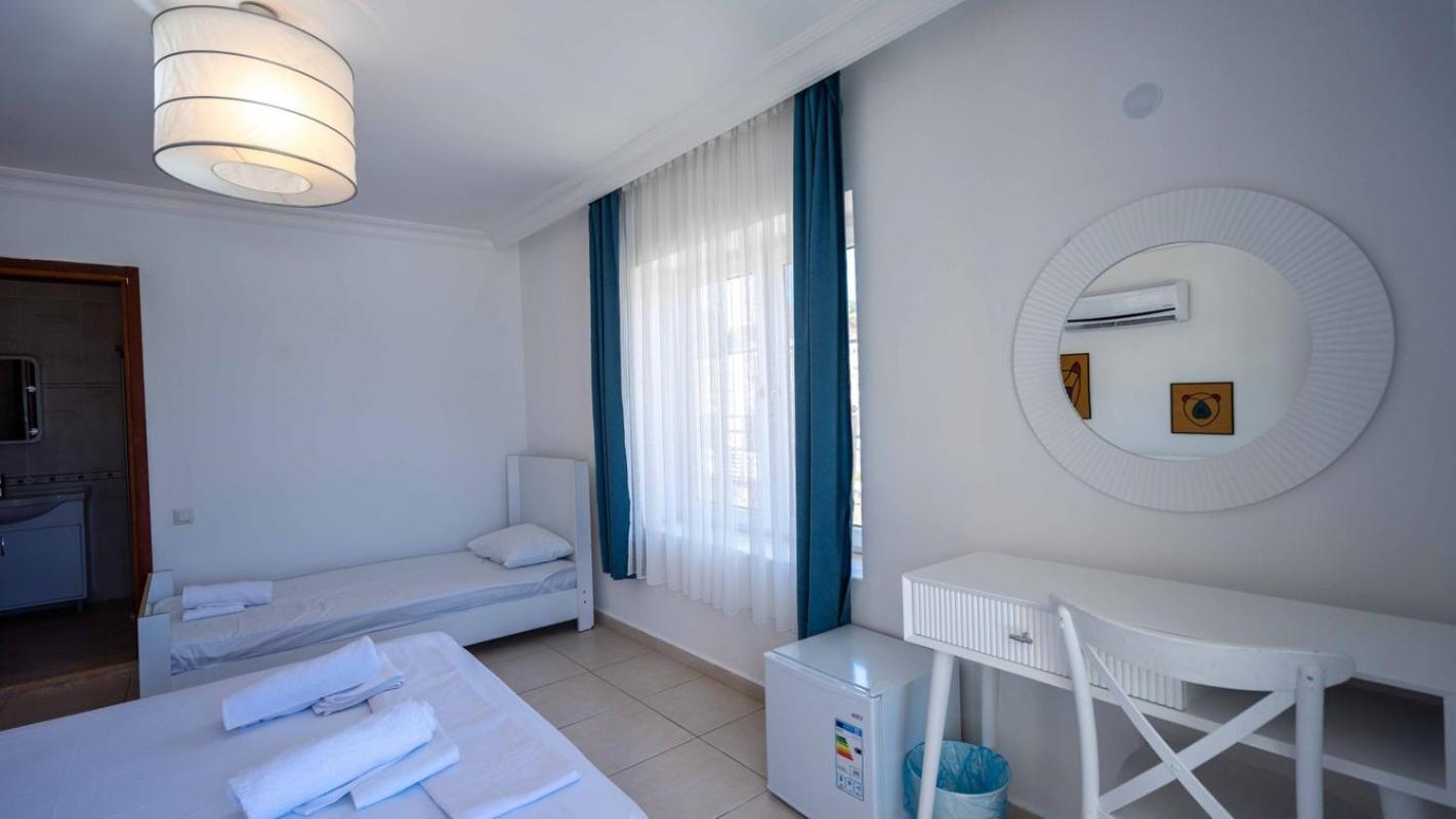 Sole'N Blu Hostel Kas Bagian luar foto